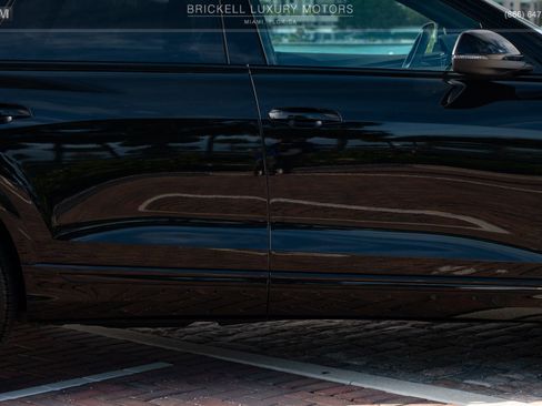 Used 2025 Audi Q8 Prestige image 47