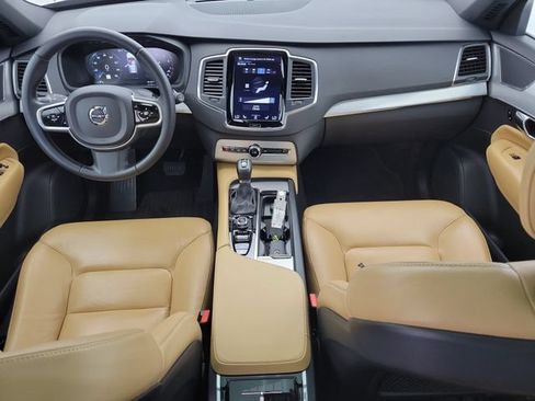 Used 2017 Volvo XC90 T6 Momentum AWD/4WD image 15