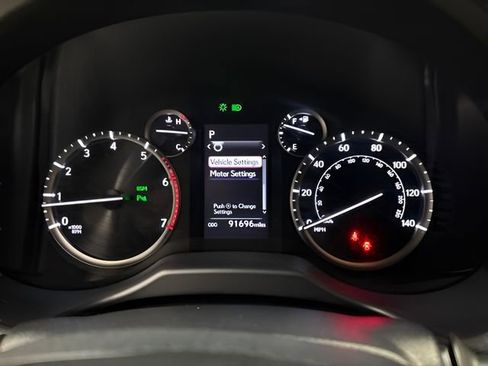 Used 2021 Lexus GX 460 Premium w/ Premium Package image 16