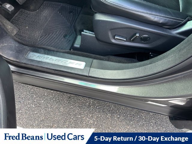 Used 2016 Ford Explorer Limited AWD/4WD image 21