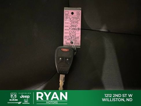 Used 2015 Jeep Wrangler Unlimited Rubicon w/ Max Tow Package AWD/4WD image 11