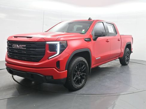 Used 2025 GMC Sierra 1500 Elevation w/ X31 Off-Road Package AWD/4WD image 2