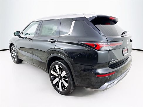 New 2025 Mitsubishi Outlander SEL image 5