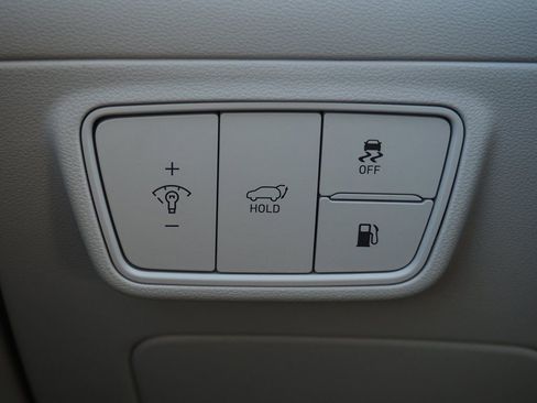 Used 2024 Hyundai Tucson Limited image 24