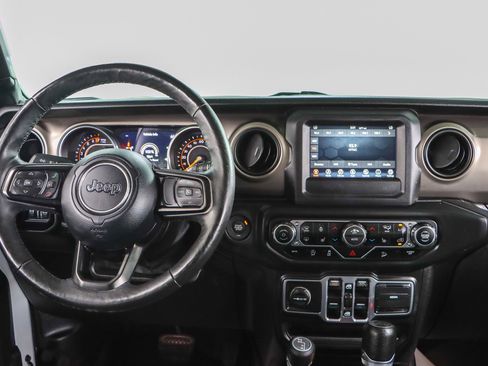 Used 2018 Jeep Wrangler Unlimited Sport S image 18