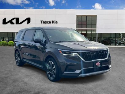 Used 2024 Kia Carnival EX