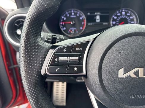 Used 2023 Kia Forte GT-Line image 12