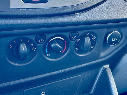 Used 2019 Ford Transit 150 148 Medium Roof image 21