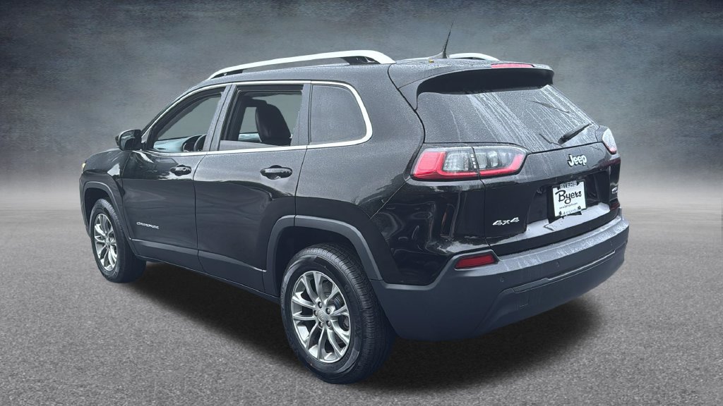 Used 2019 Jeep Cherokee Latitude Plus w/ Cold Weather Group AWD/4WD image 8