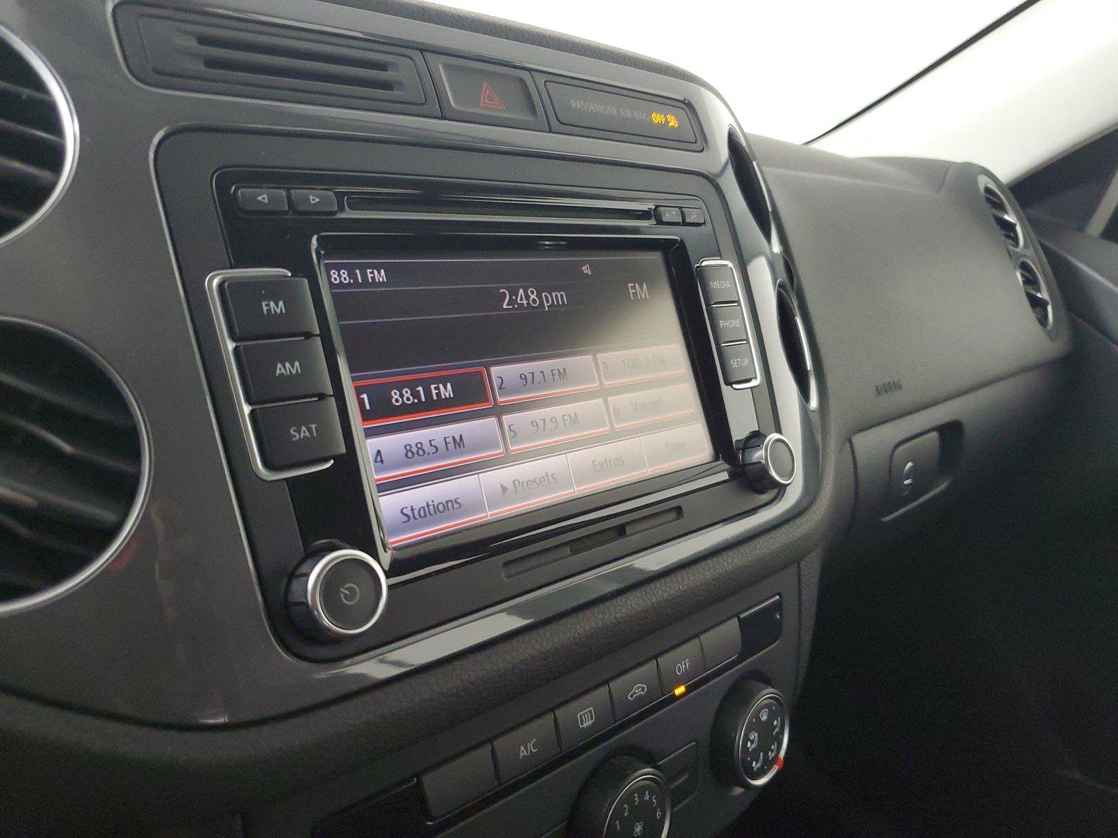 Used 2015 Volkswagen Tiguan S FWD image 27