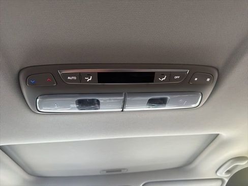 Certified 2024 Kia Telluride EX w/ EX Captain's Chair Package image 21