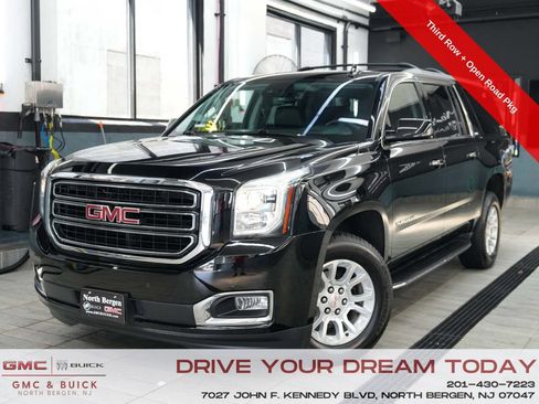 Used 2020 GMC Yukon XL SLT w/ Open Road Package AWD/4WD image 1