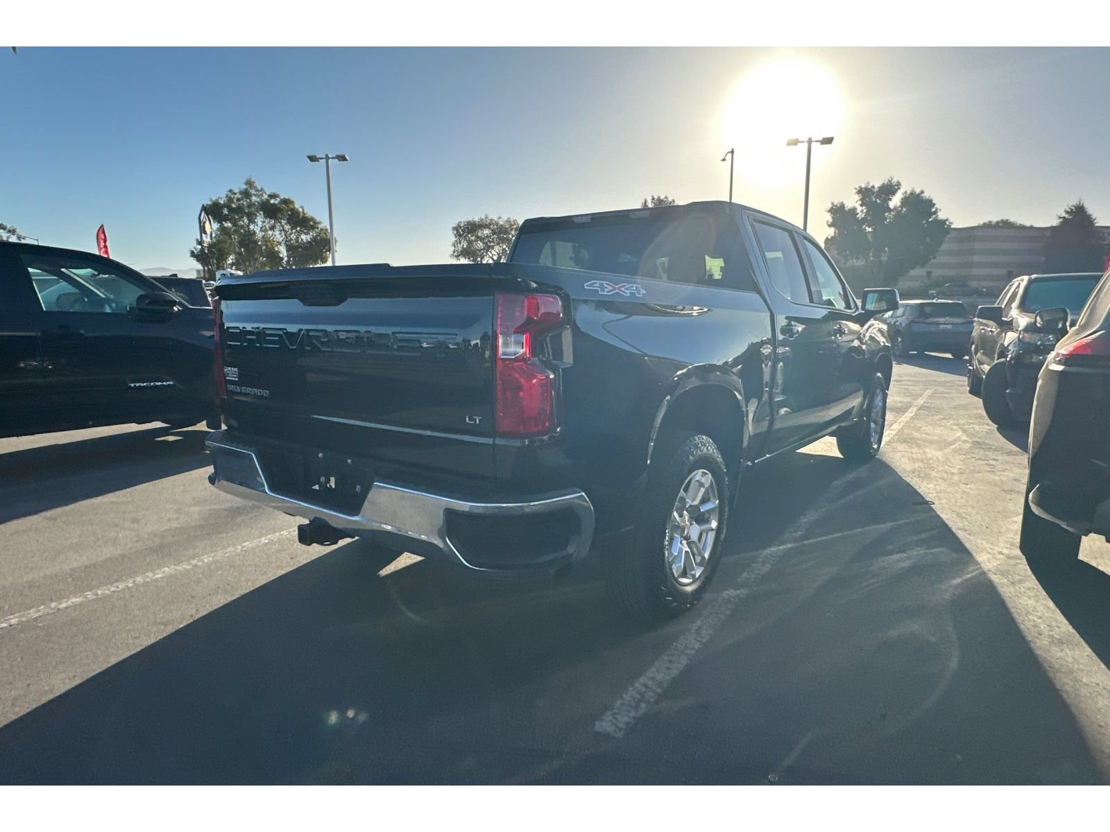 Used 2026 Chevrolet Silverado 1500 LT AWD/4WD image 5