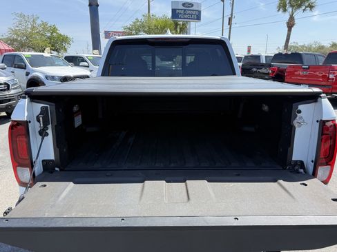 Used 2022 Honda Ridgeline RTL-E image 11