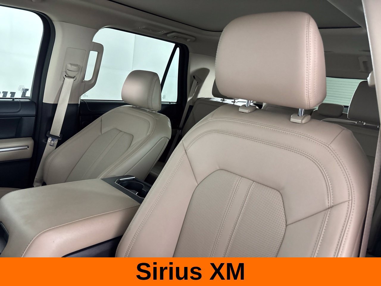 Used 2024 Ford Expedition Limited AWD/4WD image 16