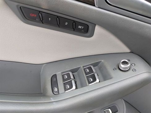 Used 2015 Audi Q5 2.0T Premium Plus w/ Technology Package image 18