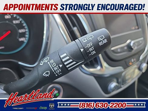 Used 2023 Chevrolet Equinox LS FWD image 40