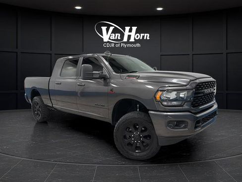 Used 2022 RAM 2500 Big Horn w/ Night Edition AWD/4WD image 1