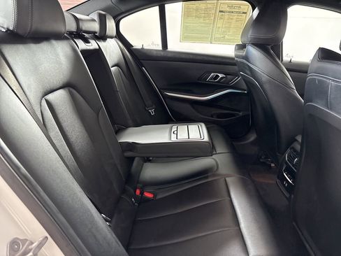 Used 2024 BMW 330i Sedan image 25