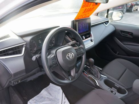 Used 2024 Toyota Corolla LE image 13