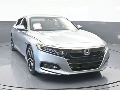 Used 2019 Honda Accord Sport image 9
