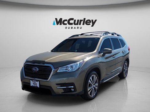 Certified 2022 Subaru Ascent Limited w/ Technology Package AWD/4WD image 1