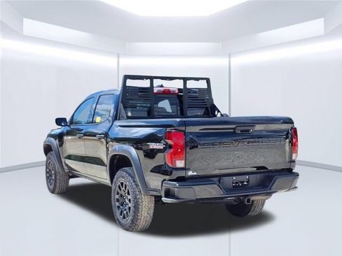 Used 2024 Chevrolet Colorado Trail Boss w/ Advanced Trailering Package AWD/4WD image 9