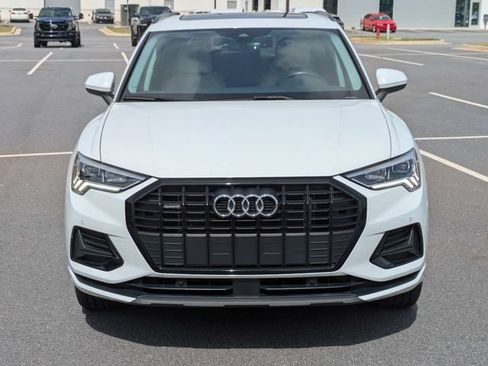 Used 2023 Audi Q3 2.0T Premium w/ Convenience Package AWD/4WD image 9