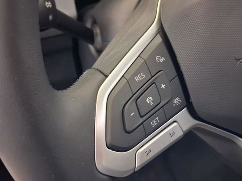 New 2026 Volkswagen Jetta SE FWD image 22