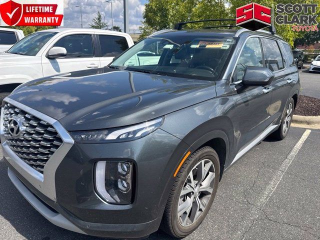 Used 2022 Hyundai Palisade Limited w/ Winter Package FWD image 1