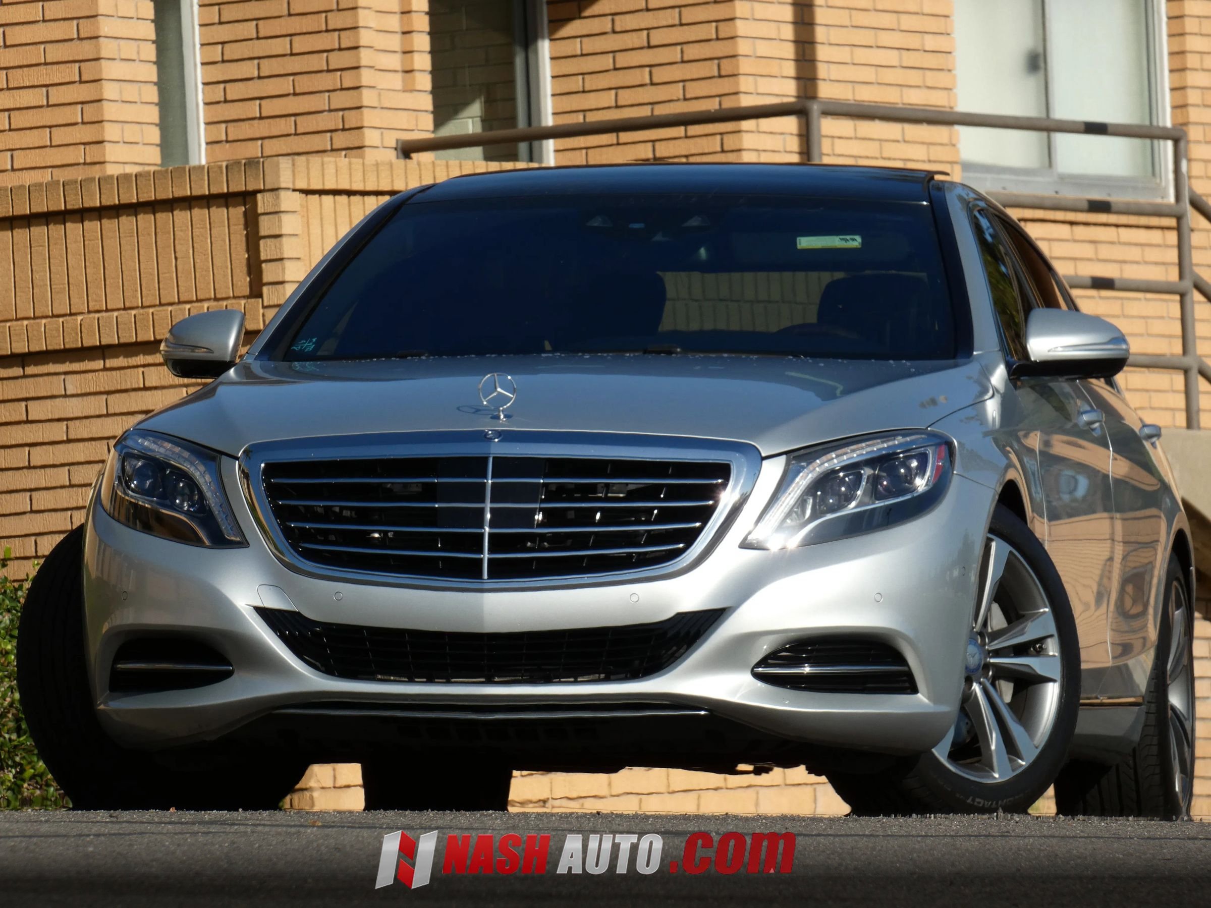 Used 2015 Mercedes-Benz S 550 Sedan image 2
