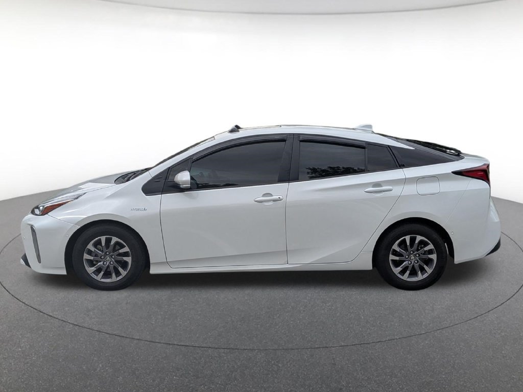 Used 2022 Toyota Prius Limited w/ Premium Convenience Package FWD image 4