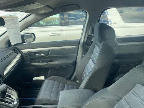 Used 2018 Honda CR-V LX image 7