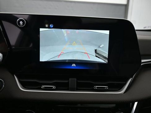 New 2026 Chevrolet Equinox LT w/ Convenience Package II image 18