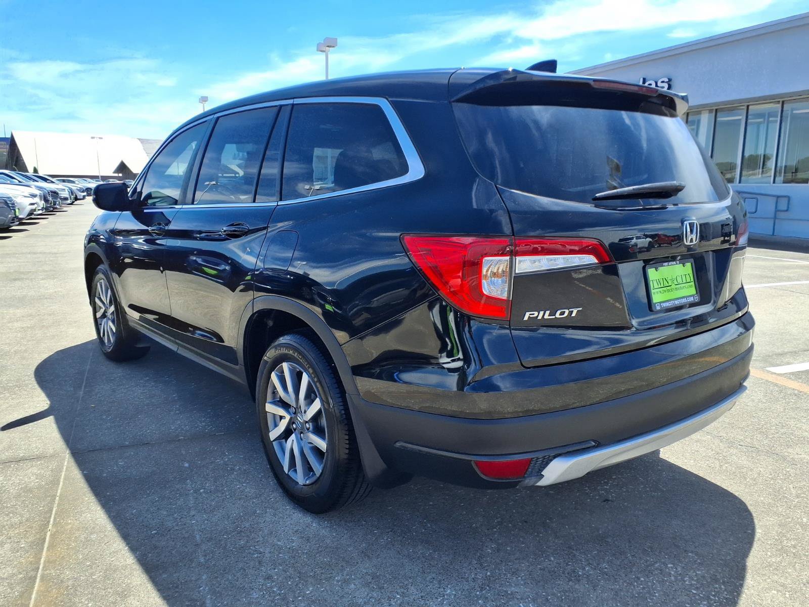 Used 2020 Honda Pilot EX-L image 2