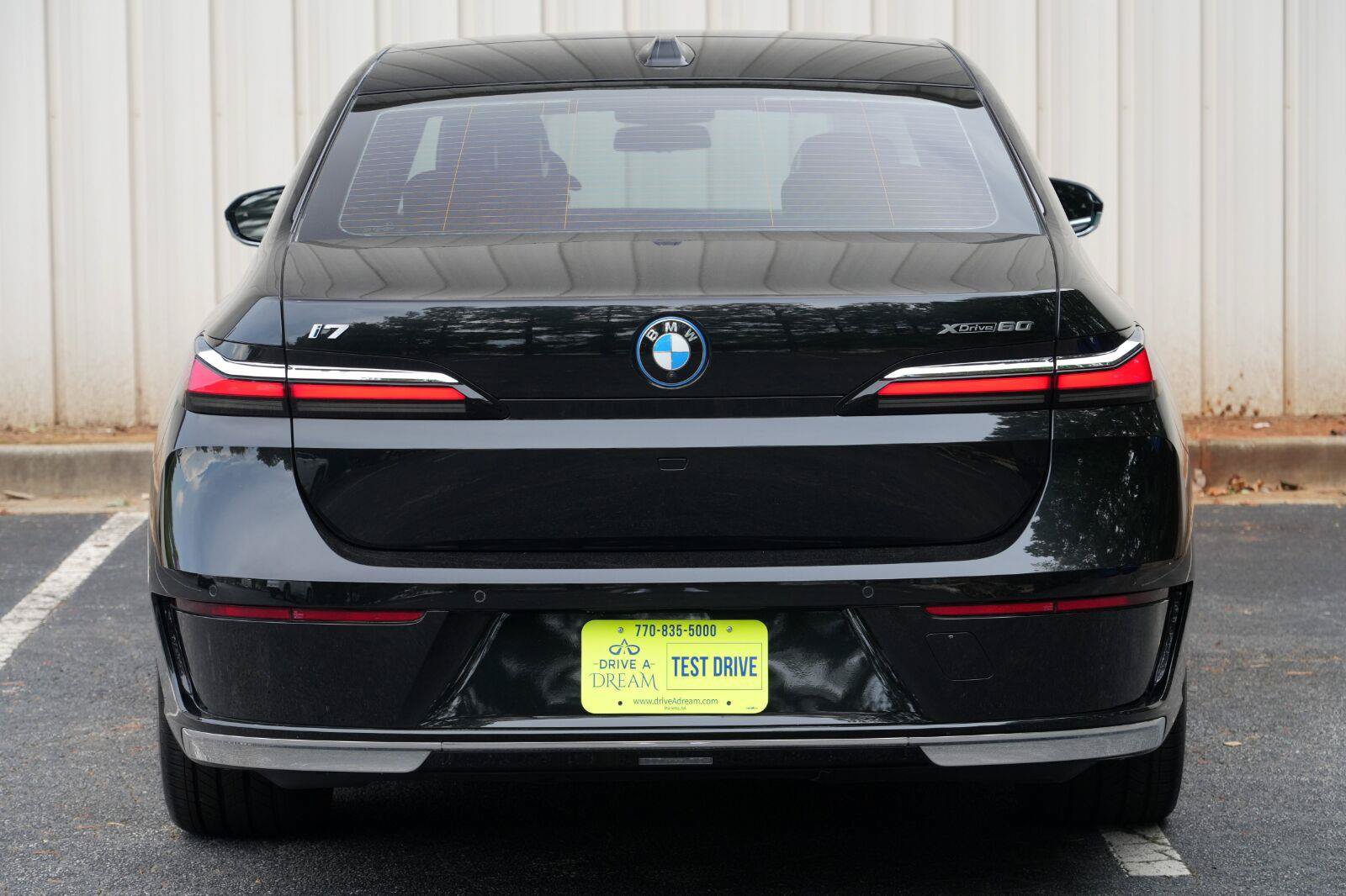 Used 2023 BMW i7 xDrive60 AWD/4WD image 59