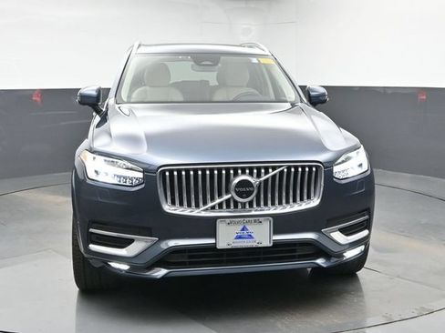 Used 2023 Volvo XC90 B6 Plus w/ Protection Package Premier AWD/4WD image 2
