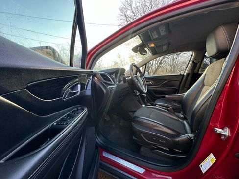 Used 2014 Buick Encore Convenience FWD image 16