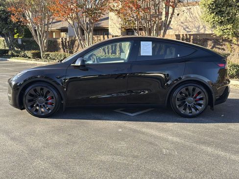 Used 2021 Tesla Model Y Performance image 7