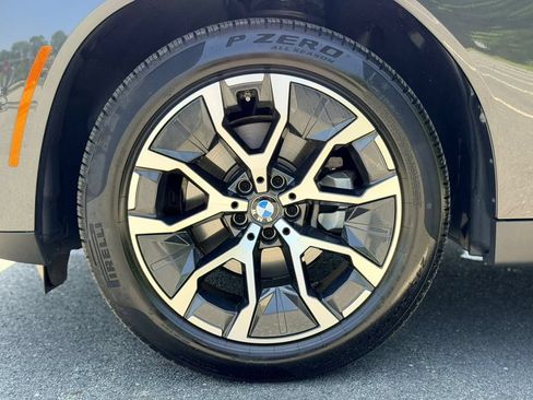 Used 2026 BMW X3 xDrive30i w/ Convenience Package AWD/4WD image 2