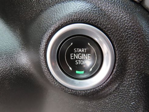 Certified 2022 GMC Sierra 1500 Denali w/ Denali Reserve Package AWD/4WD image 12