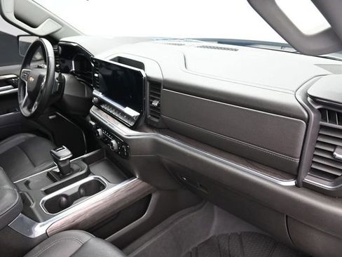 Used 2024 Chevrolet Silverado 1500 LTZ w/ Technology Package image 43