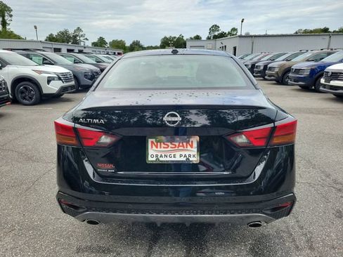 New 2026 Nissan Altima 2.5 SV w/ SV Premium Package FWD image 5