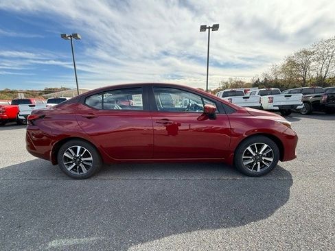 New 2025 Nissan Versa SV w/ Trunk Package image 4