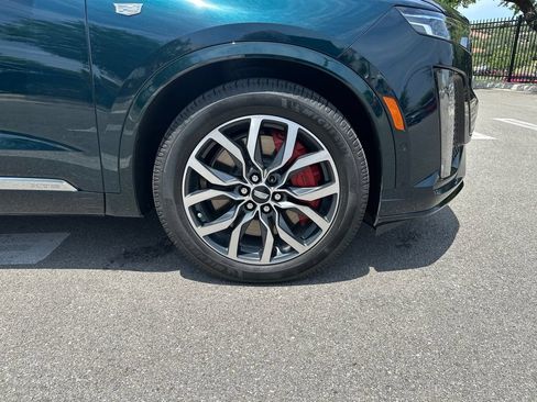 Used 2025 Cadillac XT6 Sport w/ Technology Package AWD/4WD image 18