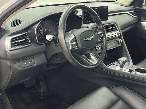 Used 2025 Genesis G70 2.5T AWD/4WD image 13