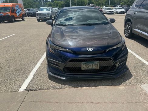Used 2020 Toyota Corolla SE FWD image 2