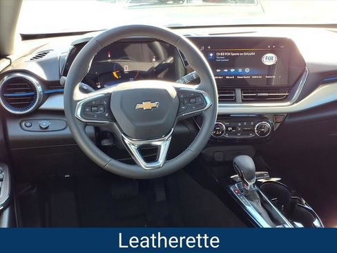 New 2026 Chevrolet Trax LT image 2