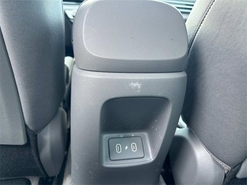 Certified 2025 Hyundai Elantra SEL image 14