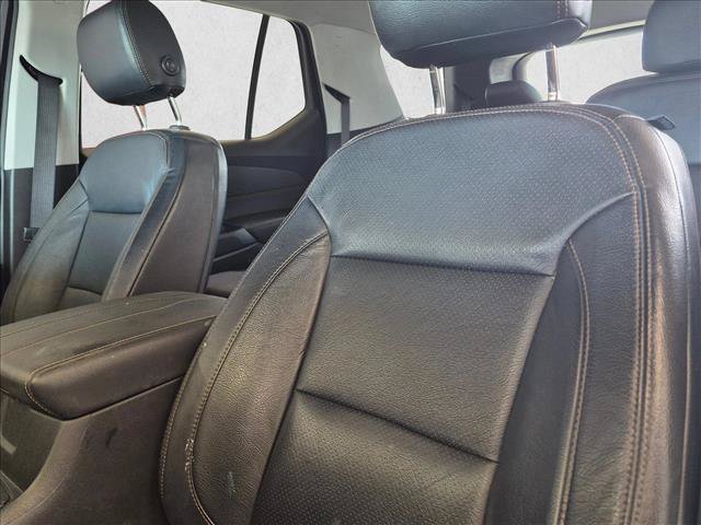 Used 2019 Chevrolet Traverse LT FWD image 13